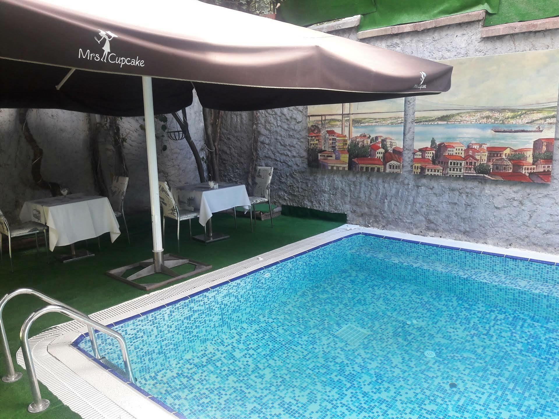 Hotel Mavilla Istanboel